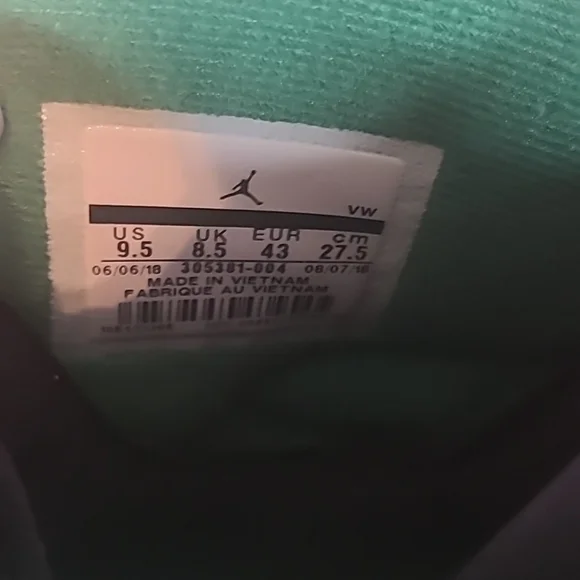 Air Jordan 8s Air Raids